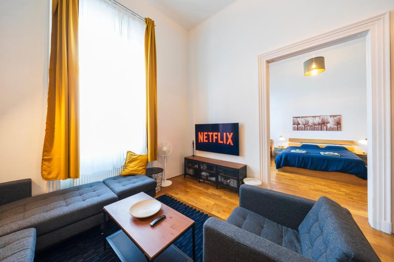 Apartmán Shining Bright Two Bedroom Next To Andrassy Ave *